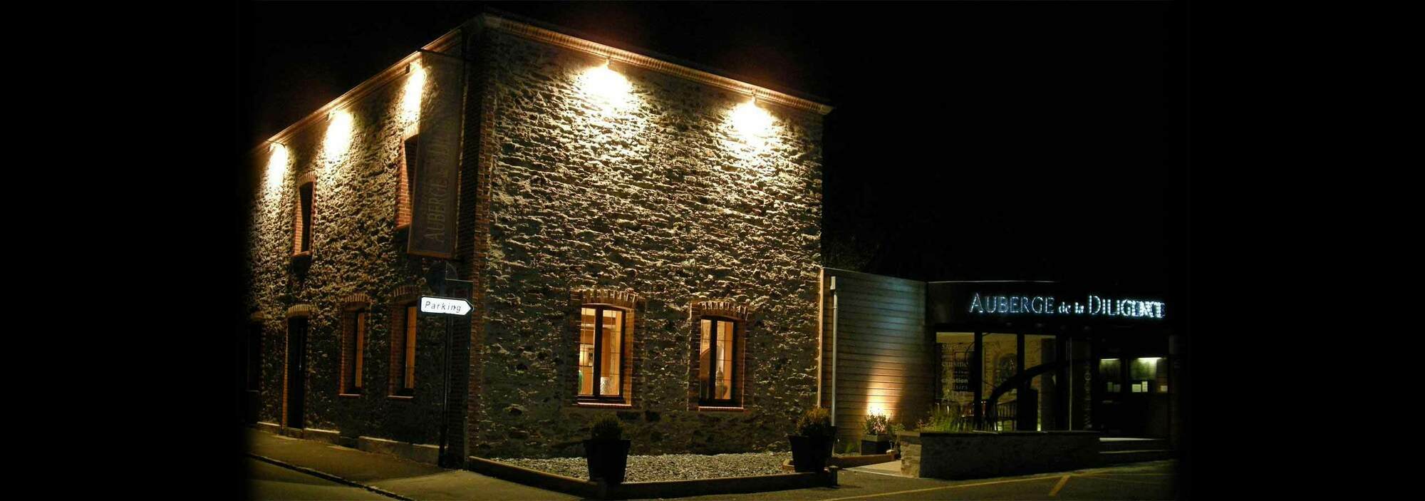 Auberge La Diligence Dolbeau-Mistassini Exterior photo